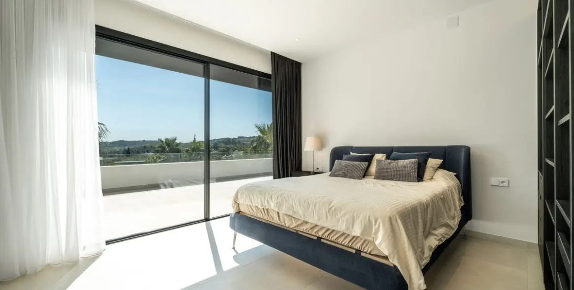 Sale of detached villa in La Cala Golf 34