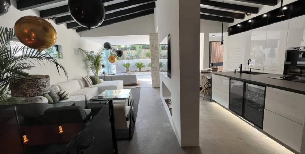 Long-term rent of detached villa in Nueva Andalucía 4