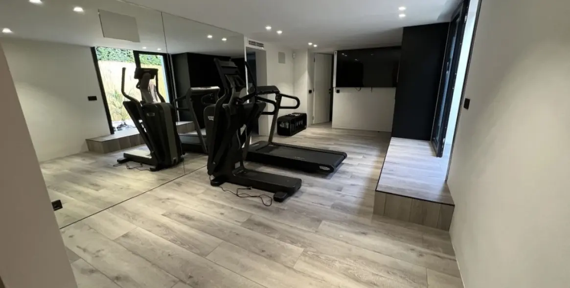 Long-term rent of detached villa in Nueva Andalucía 19