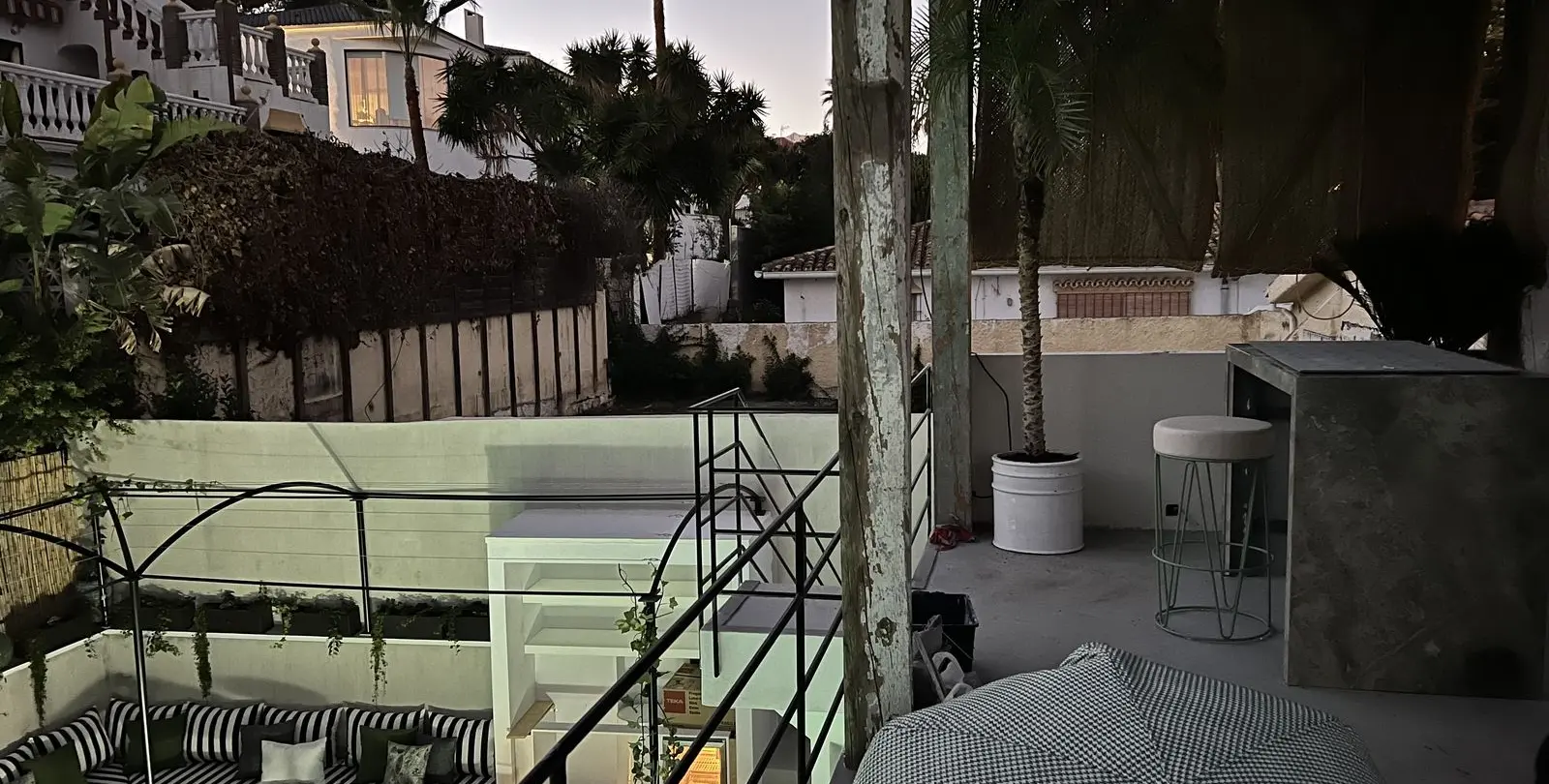 Alquiler a largo plazo de villa independiente en Nueva Andalucía 28