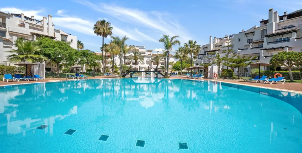 Sale of ground floor apartment in San Pedro de Alcántara 1