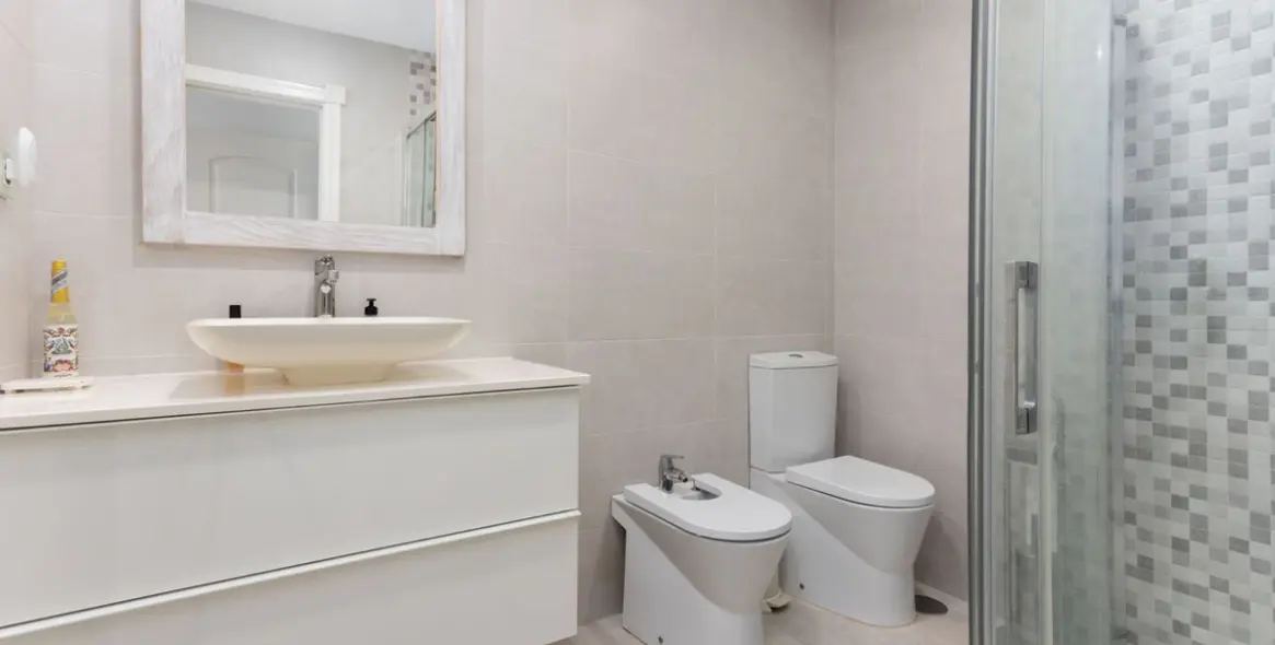 Sale of ground floor apartment in San Pedro de Alcántara 25