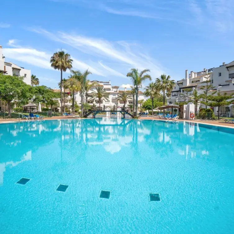 Sale of ground floor apartment in San Pedro de Alcántara