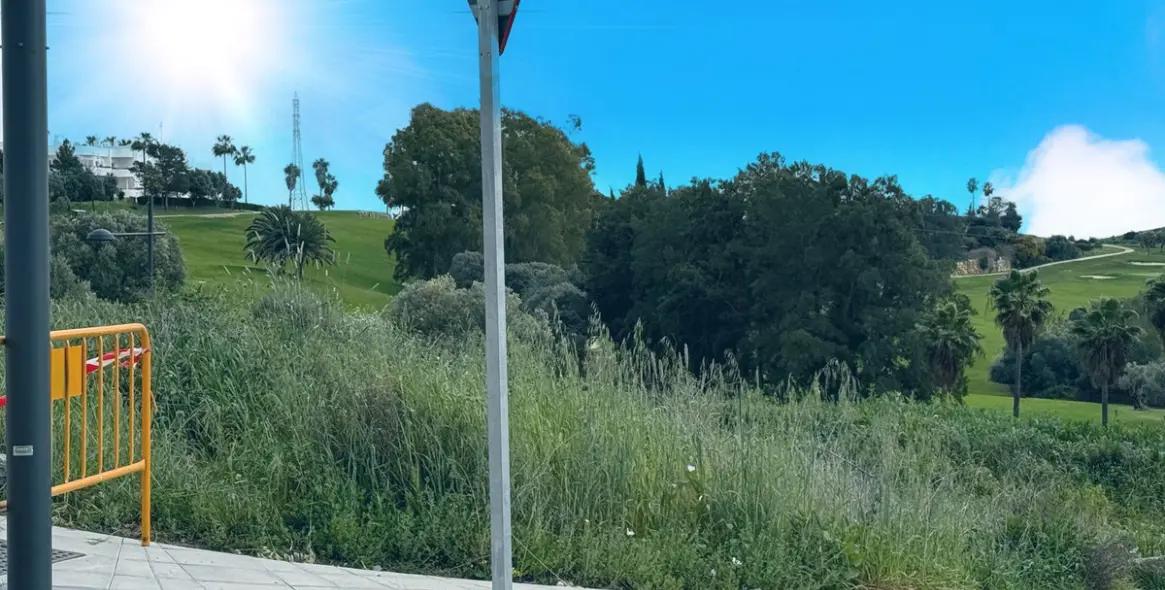 Продажа  жилого участка в Estepona (район Estepona) 5