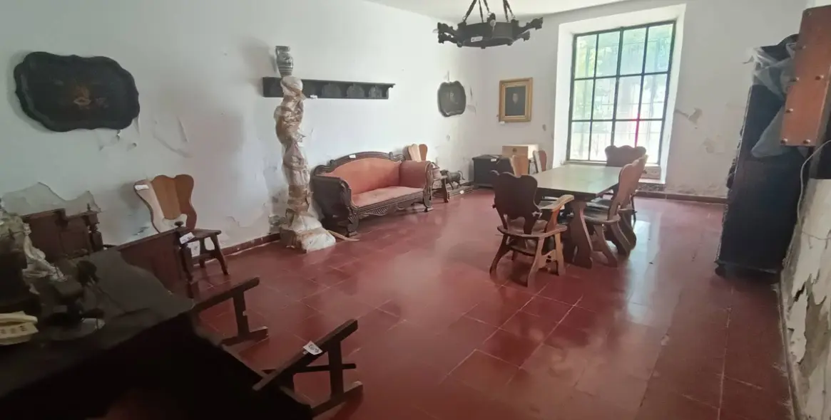 Sale of detached villa in Ronda 10