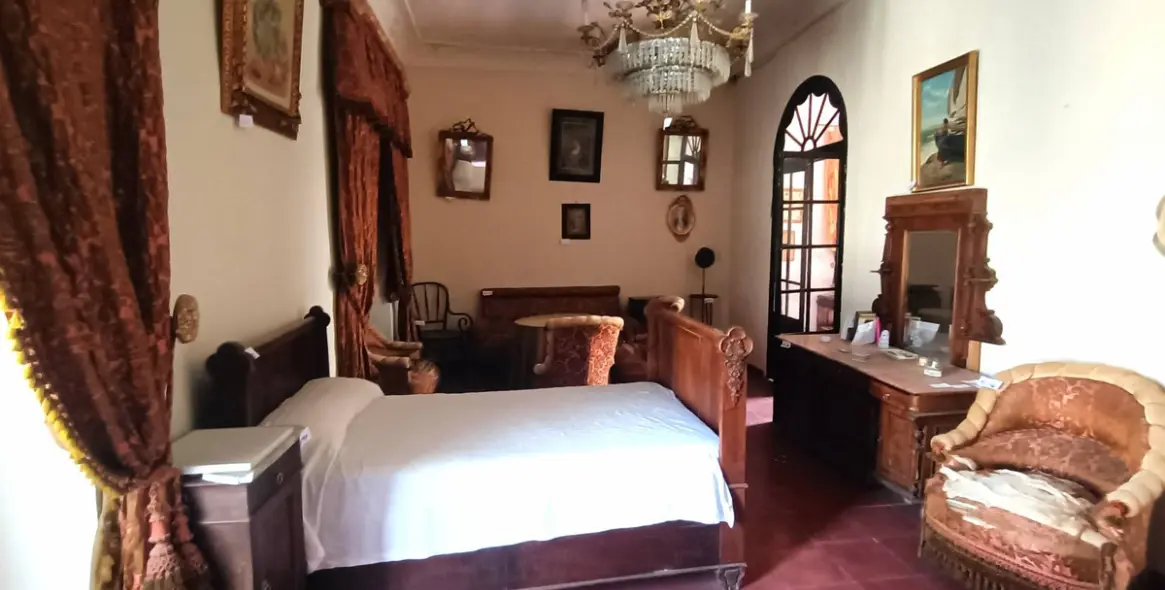 Sale of detached villa in Ronda 14