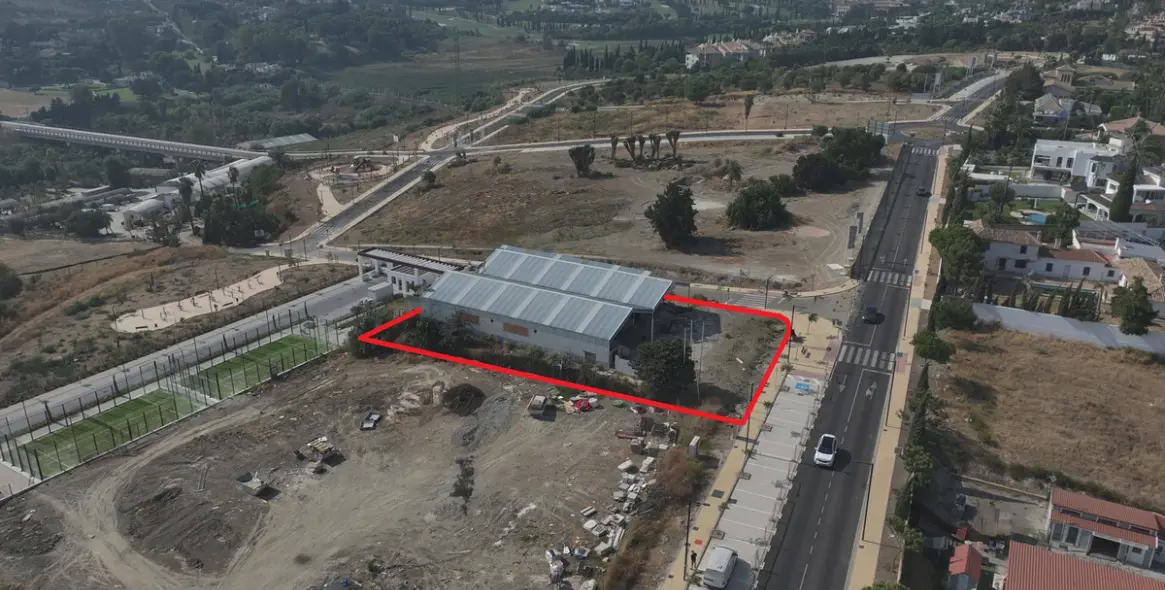 Продажа  жилого участка в Estepona (район Estepona) 1