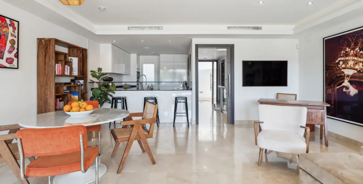 Sale of townhouse in Marbella (district The Golden Mile) 6