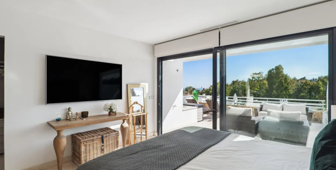 Sale of townhouse in Marbella (district The Golden Mile) 8