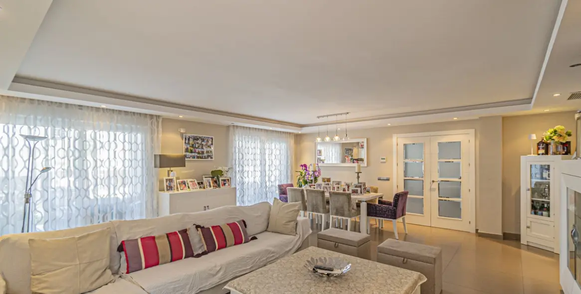 Venta de villa independiente en San Pedro de Alcántara 3