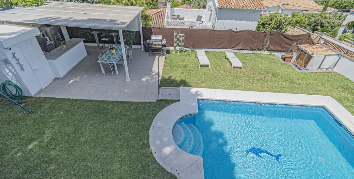 Venta de villa independiente en San Pedro de Alcántara 5