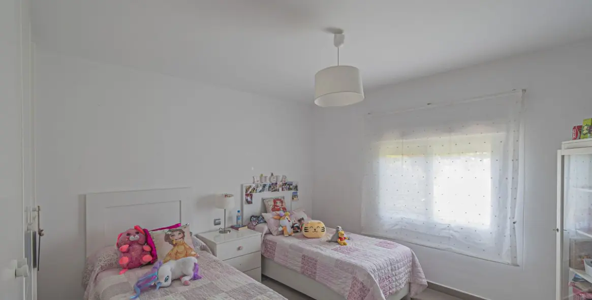 Venta de villa independiente en San Pedro de Alcántara 8