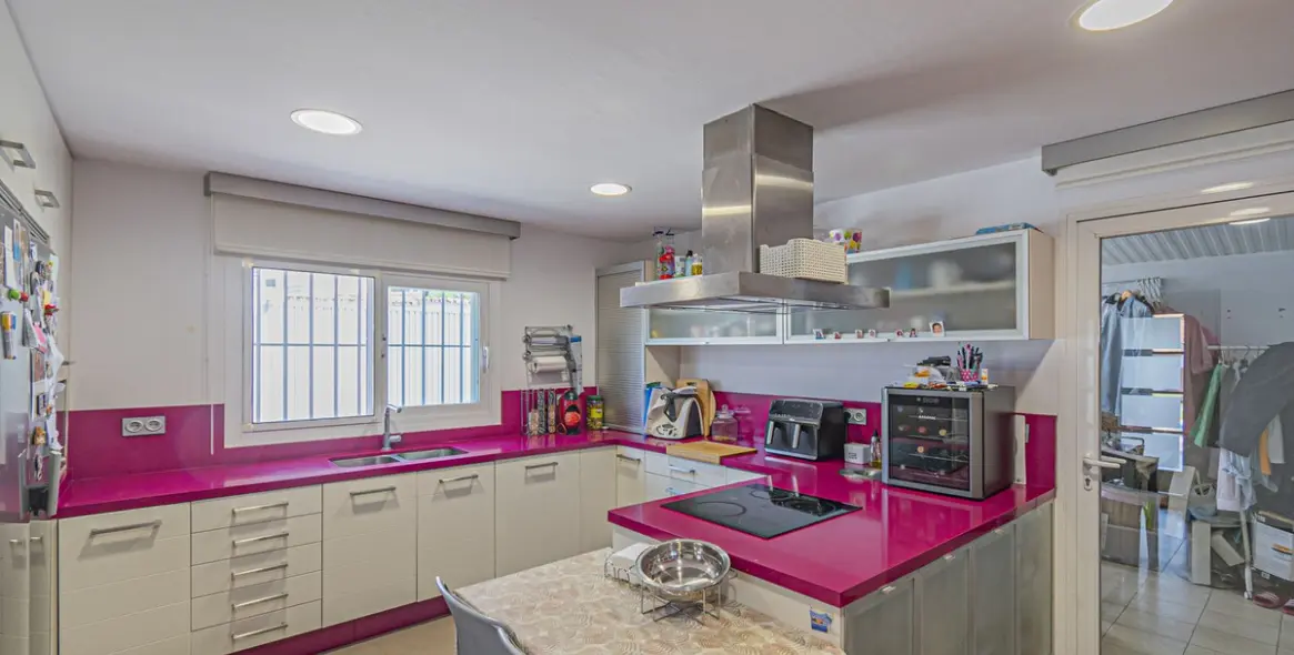 Venta de villa independiente en San Pedro de Alcántara 14