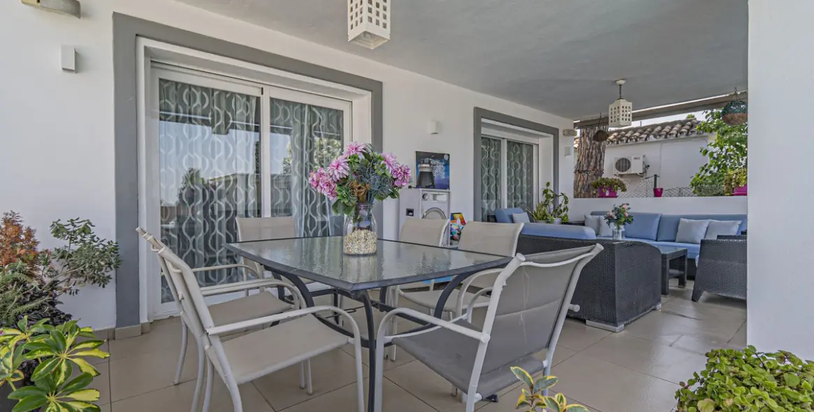 Venta de villa independiente en San Pedro de Alcántara 17