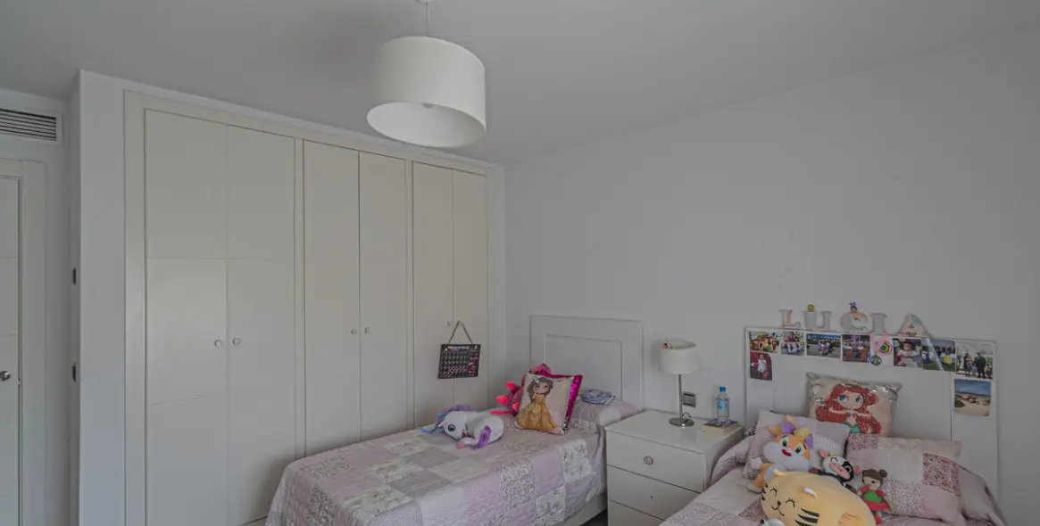 Venta de villa independiente en San Pedro de Alcántara 20