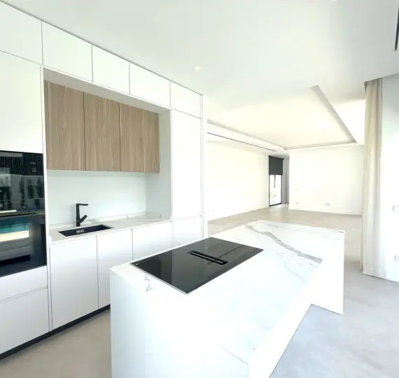 Venta de villa independiente en Atalaya