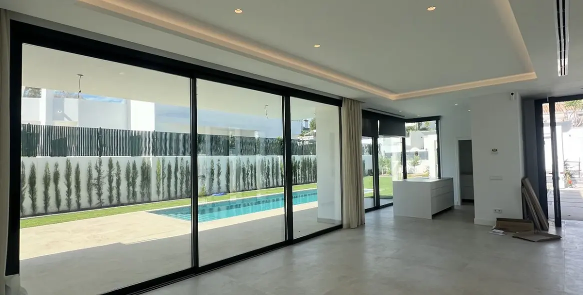 Продажа  отдельно стоящей виллы в Atalaya 17