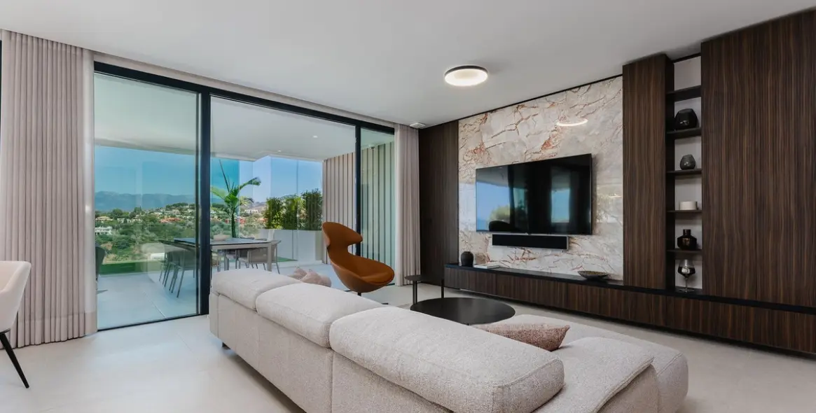 Sale of ground floor apartment in Cabopino 9