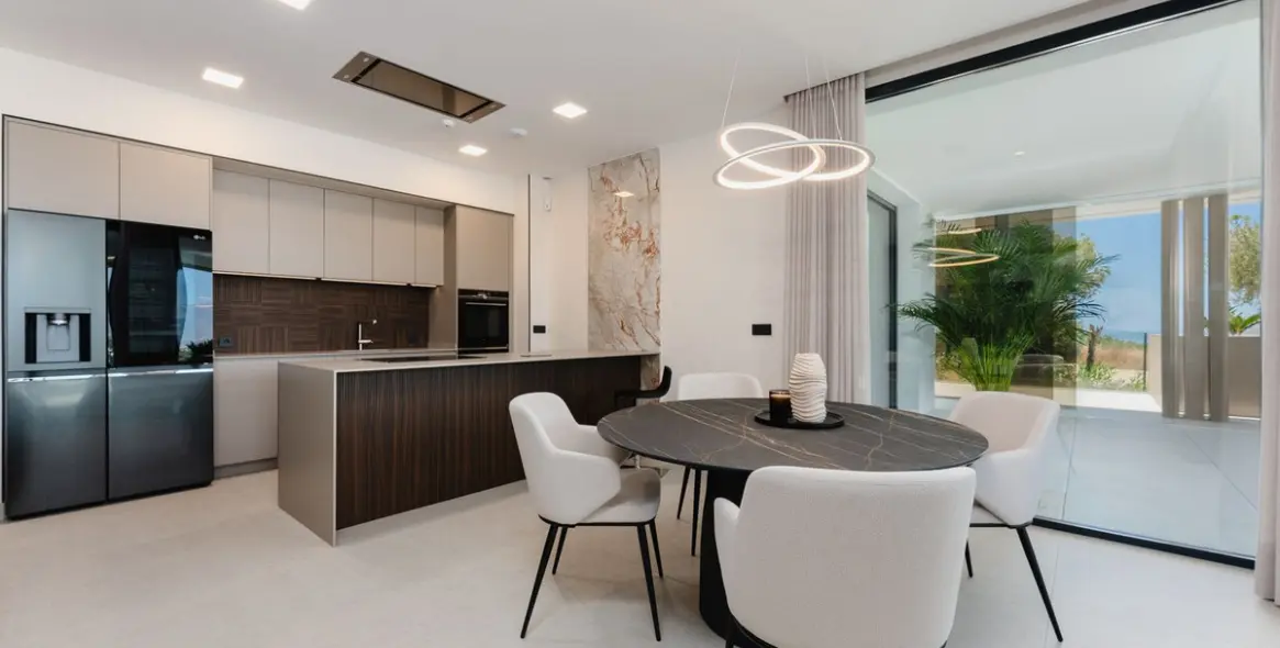 Sale of ground floor apartment in Cabopino 12