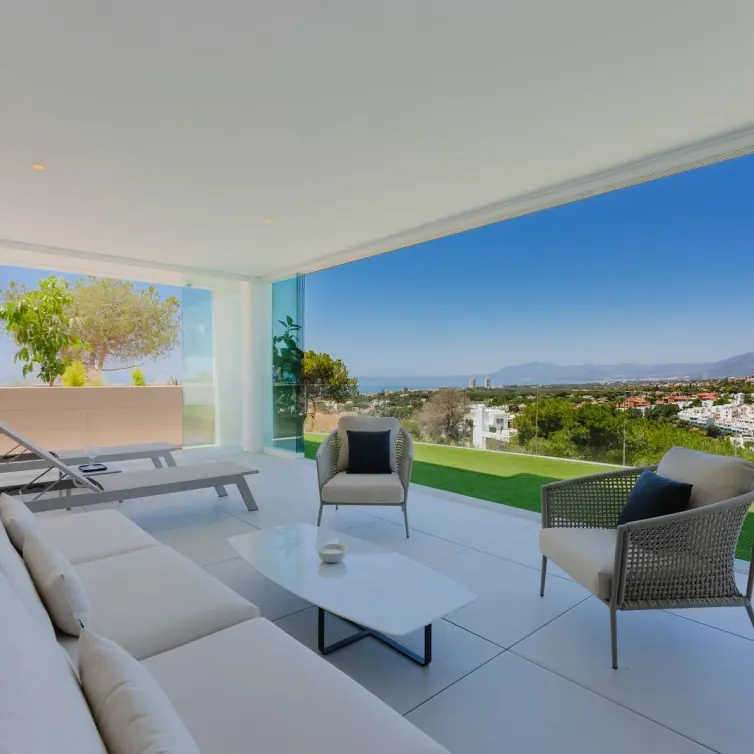 Sale of ground floor apartment in Cabopino