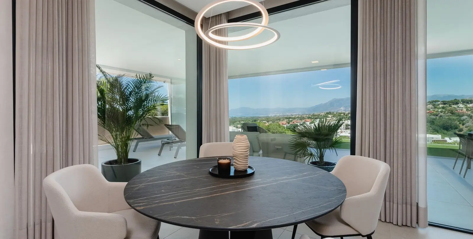 Venta de apartamento en planta baja en Cabopino 14