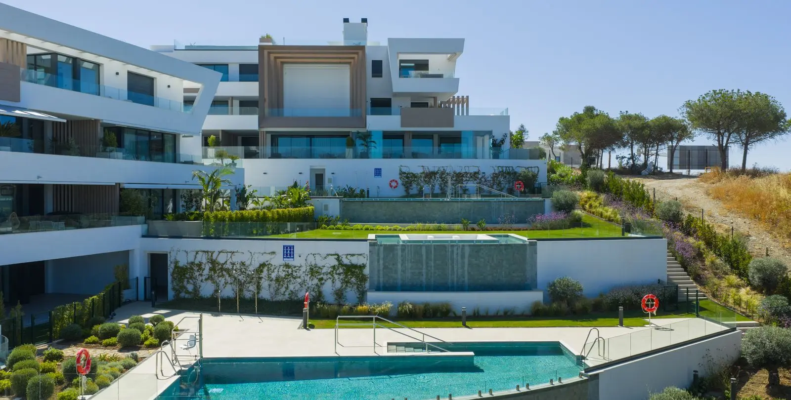 Venta de apartamento en planta baja en Cabopino 27