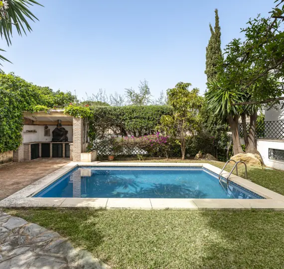 Detached villa R5222662