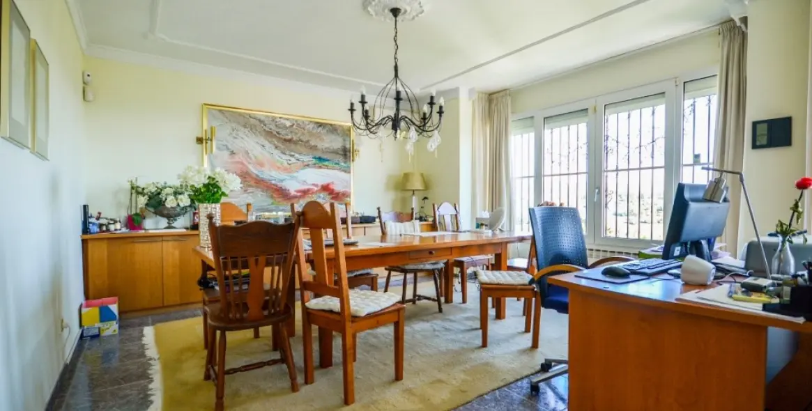 Sale of detached villa in Estepona 13