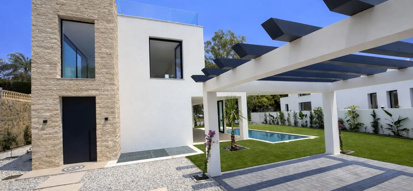 Venta de villa independiente en New Golden Mile 1