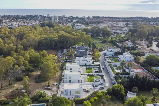 Image 16 thumb