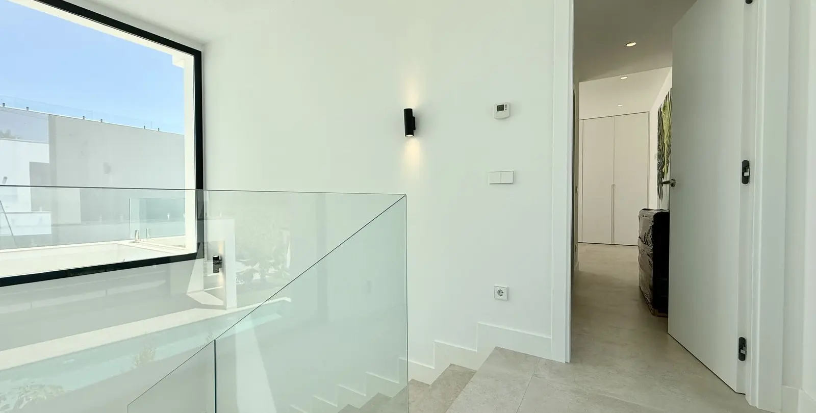Venta de villa independiente en New Golden Mile 27
