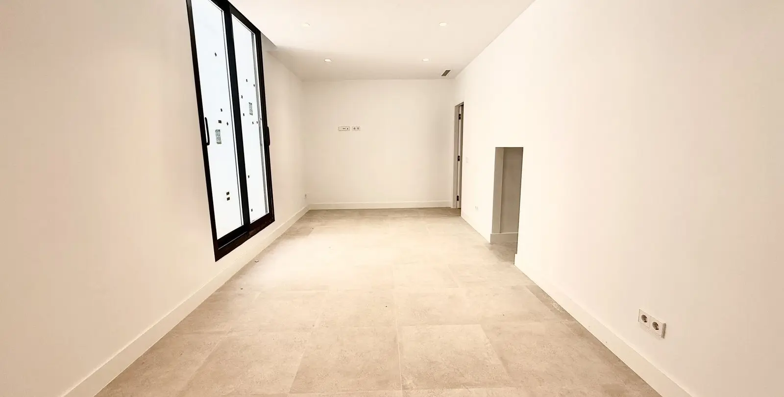 Venta de villa independiente en New Golden Mile 38