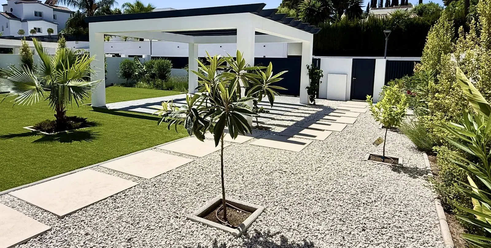 Venta de villa independiente en New Golden Mile 51