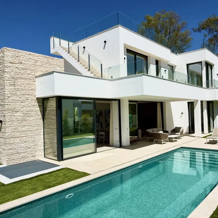 Venta de villa independiente en New Golden Mile