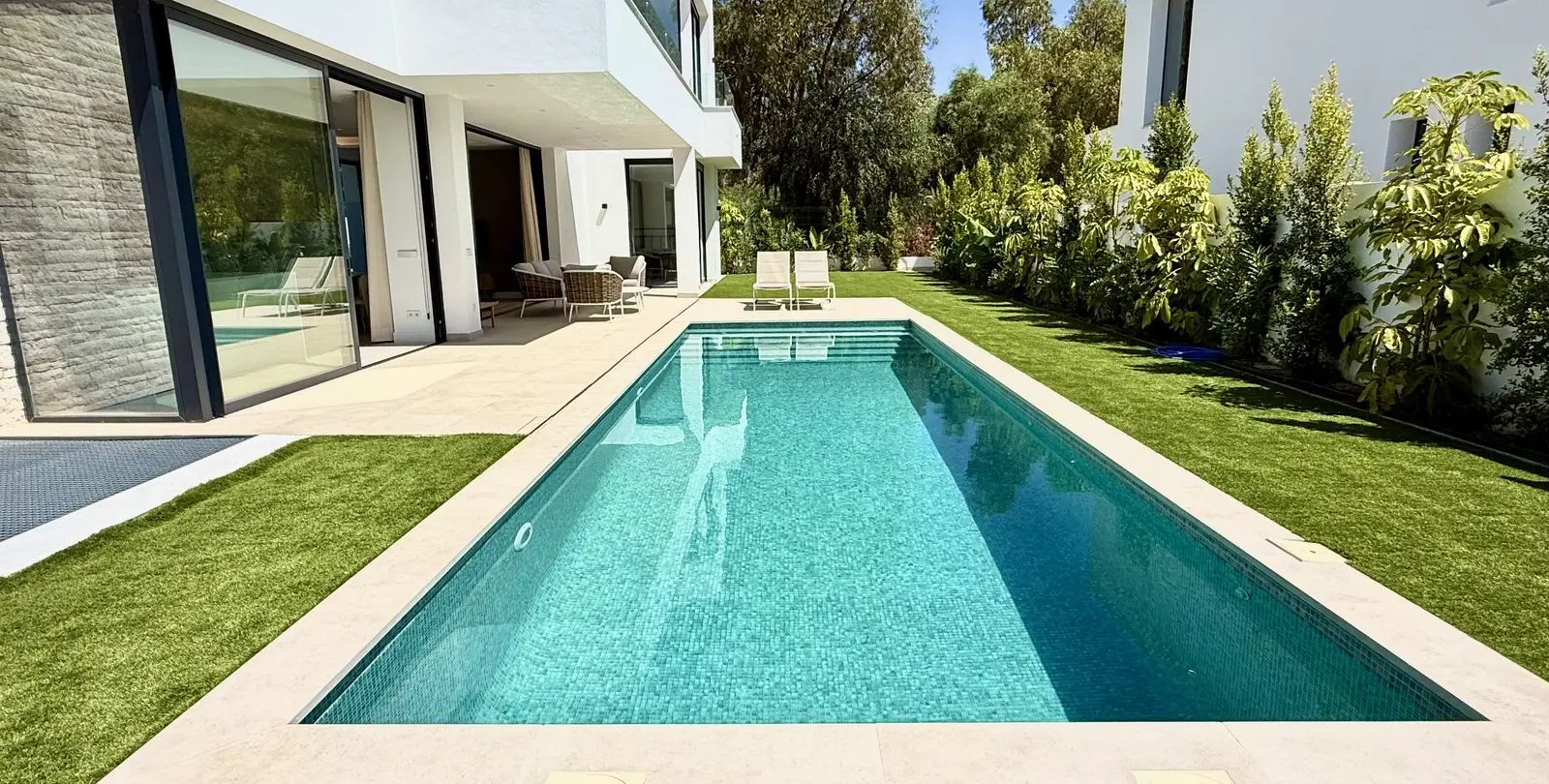 Venta de villa independiente en New Golden Mile 2