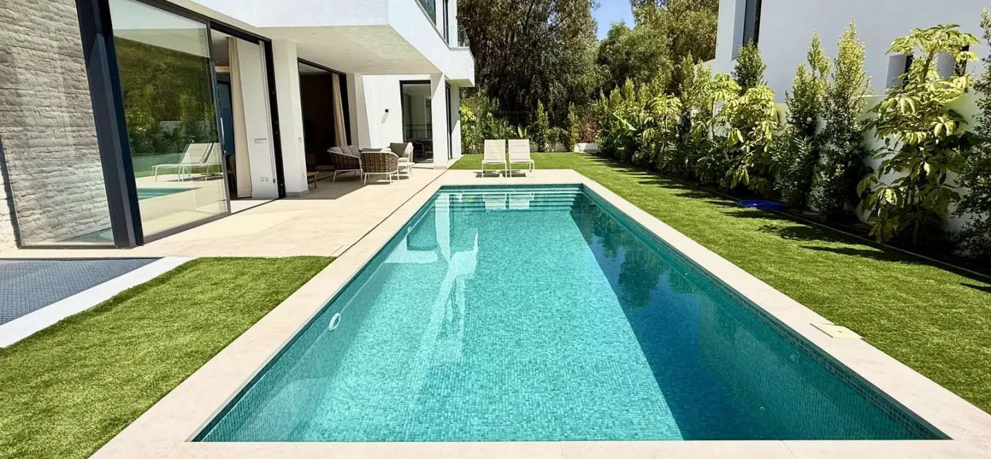 Venta de villa independiente en New Golden Mile 1
