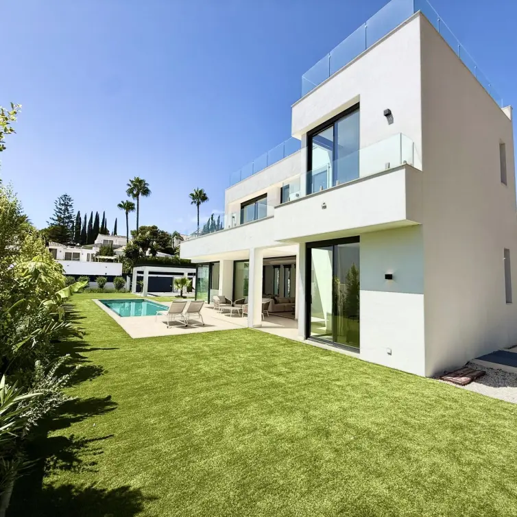Venta de villa independiente en New Golden Mile