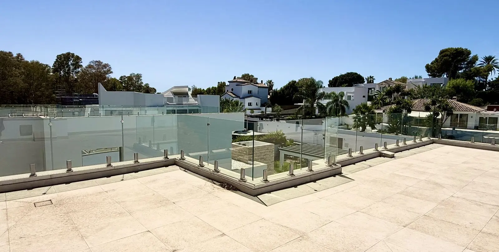 Venta de villa independiente en New Golden Mile 33