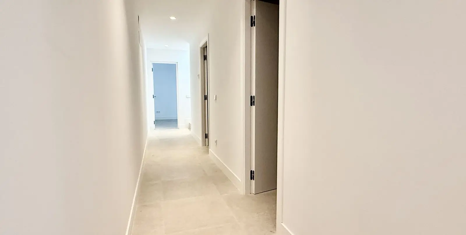 Venta de villa independiente en New Golden Mile 47