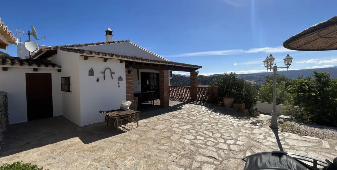 Продажа  жилого участка в Ronda 1