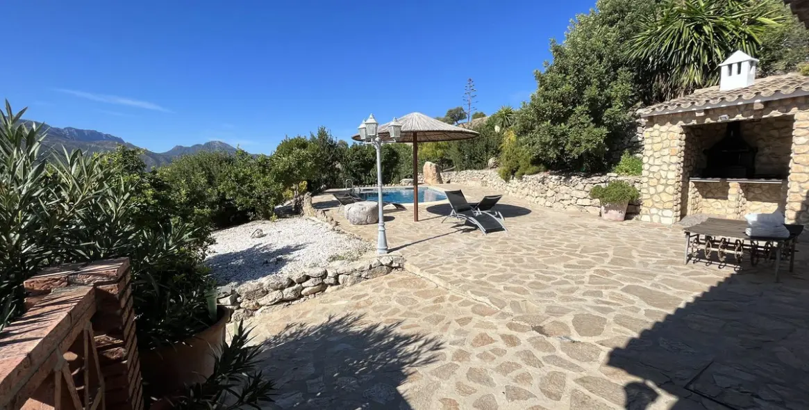 Продажа  жилого участка в Ronda 2