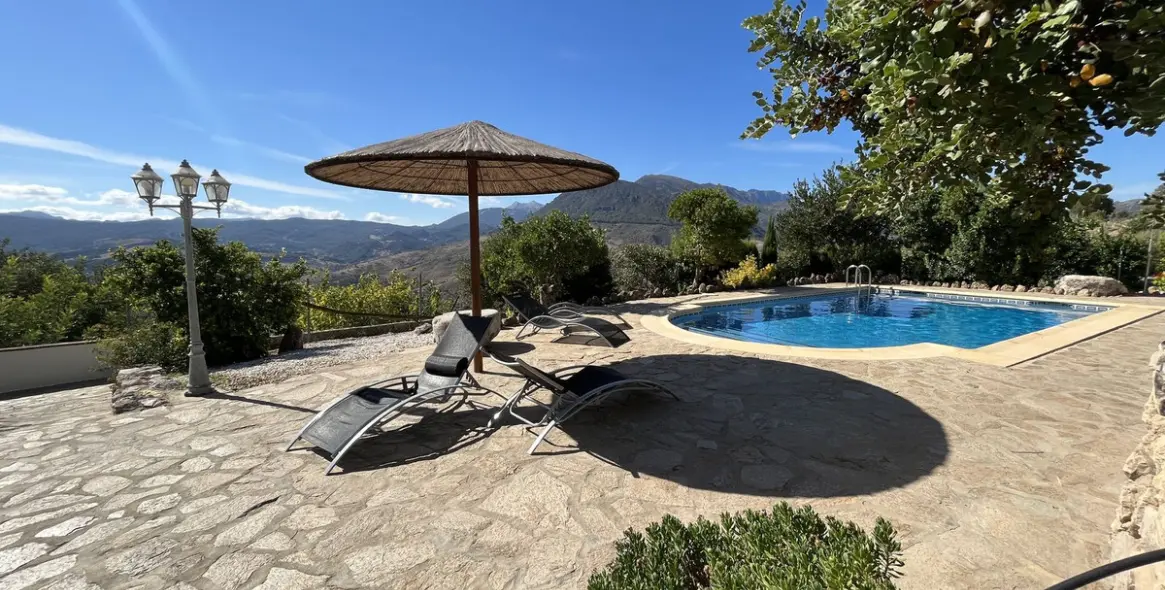 Продажа  жилого участка в Ronda 5