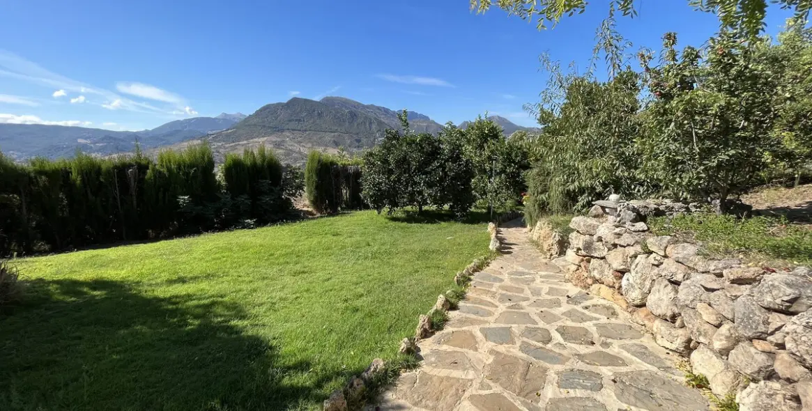 Продажа  жилого участка в Ronda 6