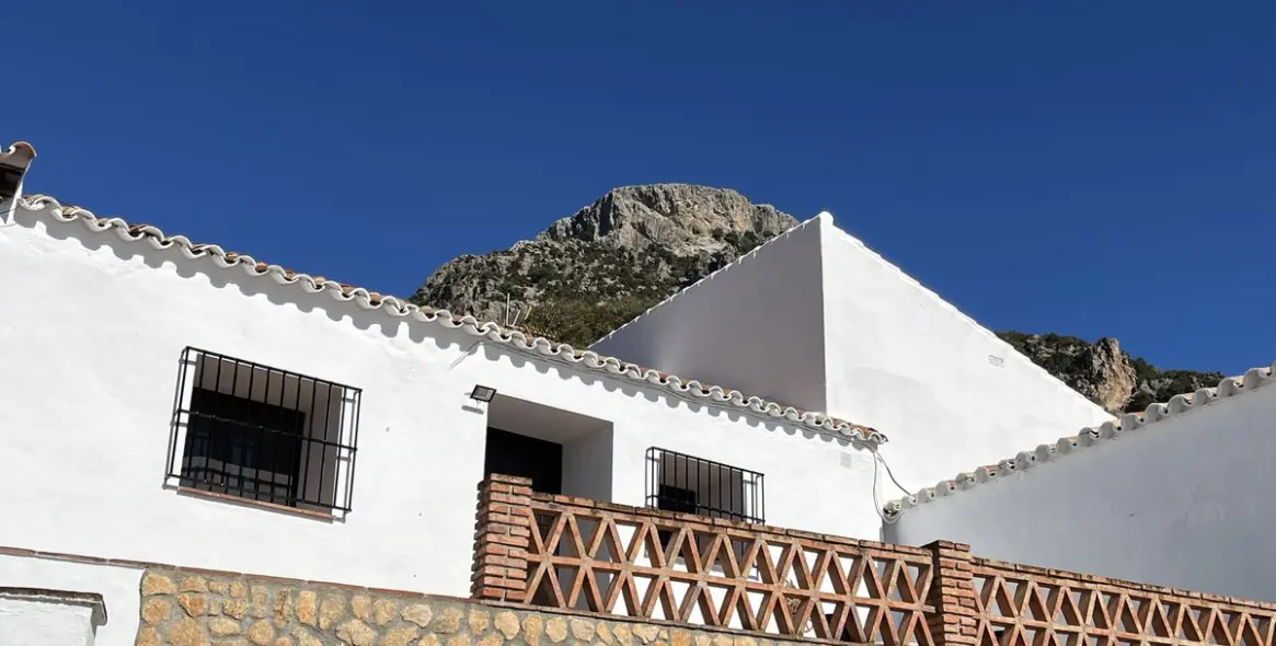 Продажа  жилого участка в Ronda 12