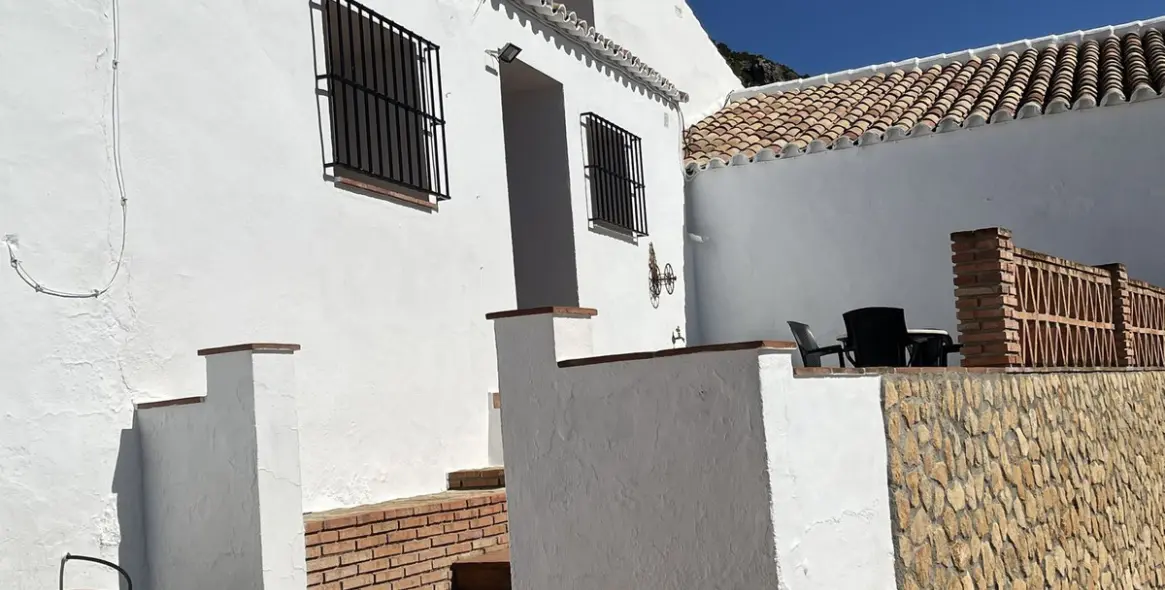 Продажа  жилого участка в Ronda 13