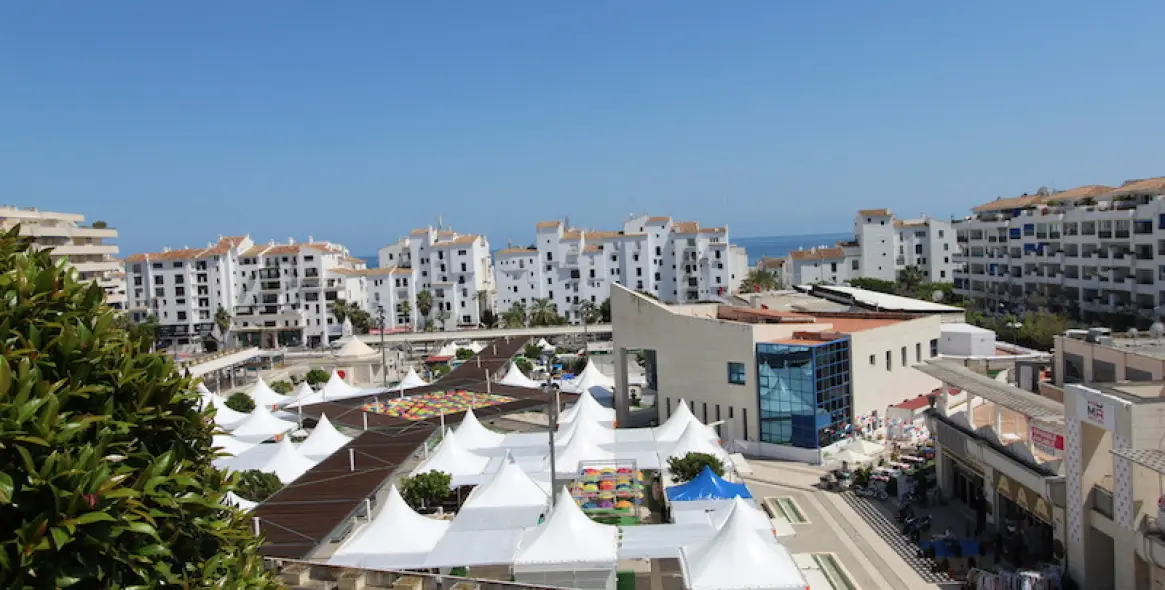 Long-term rent of penthouse in Puerto Banús 1