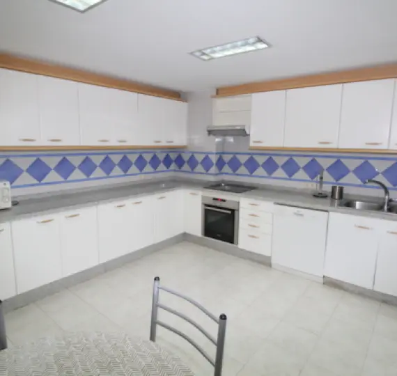 Long-term rent of penthouse in Puerto Banús