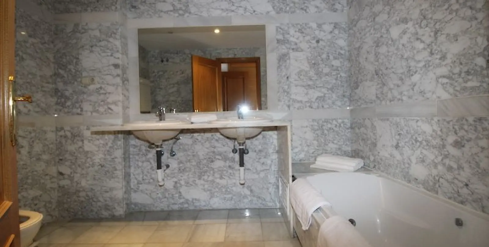 Продажа пентхауса в Puerto Banús 9