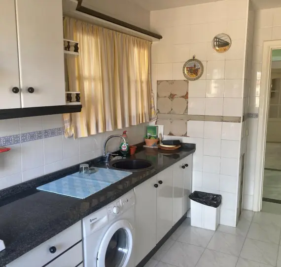 Sale of detached villa in Selwo