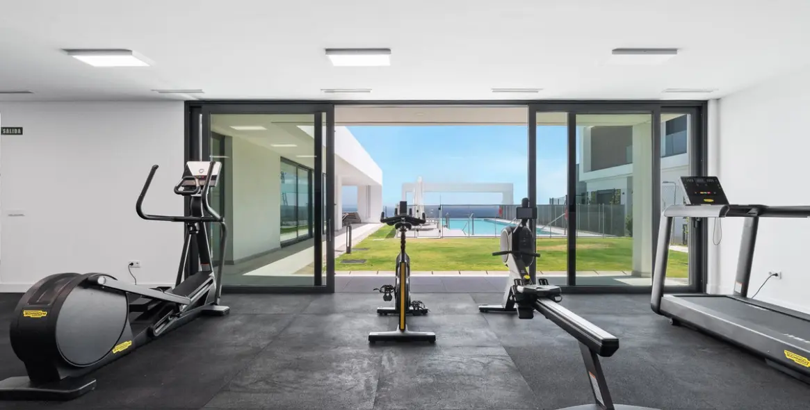 Продажа дома на две семьи в Río Real 18